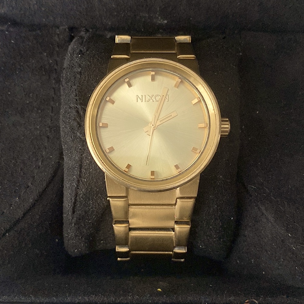 Men’s Gold Nixon “The Cannon” watch